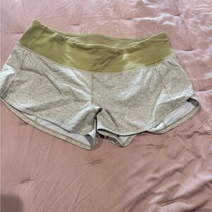 Lulu speed 2.5” Women's Two-Tone Athletic Shorts